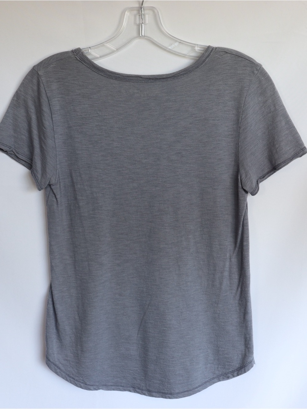 Abercrombie & Fitch Soft A&F V-Neck Tee Shirt Women’s XS - Picture 6 of 8